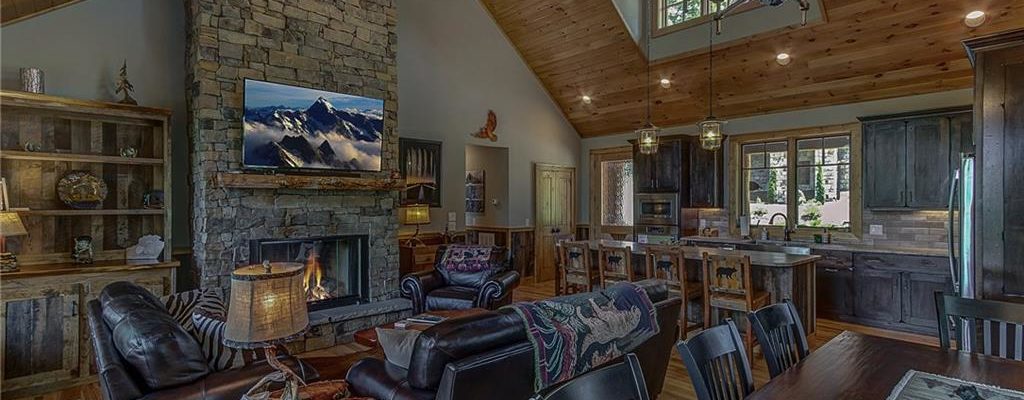 30 Eagle Village Circle