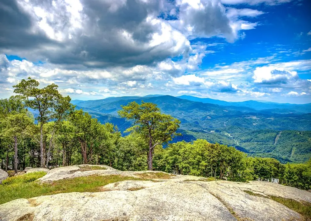 beautiful hiking view in Banner Elk, NC