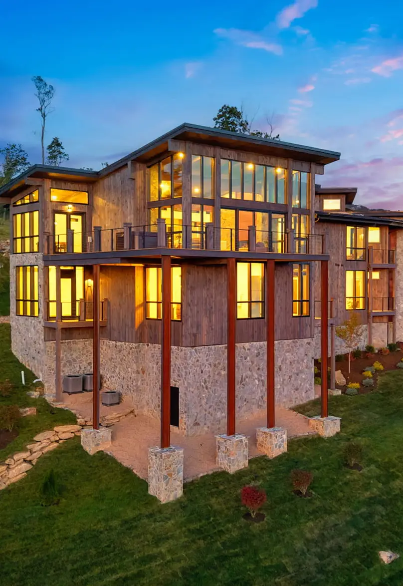 beautiful custom home in Banner Elk
